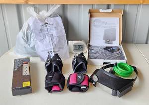 lot 4143 image: Mesh Door Screen, Clear TV Antennae, Ankle Weights, Radio, Bike Lock and Surge Protector