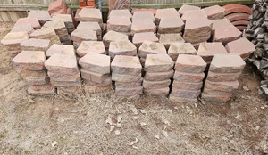 lot 9003 image: Lot of 20 Edging Stones
