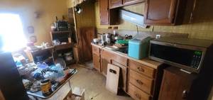 lot 6064 image: Contents of Kitchen - Look at pictures for details of items