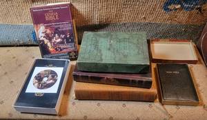 lot 6074 image: Bibles