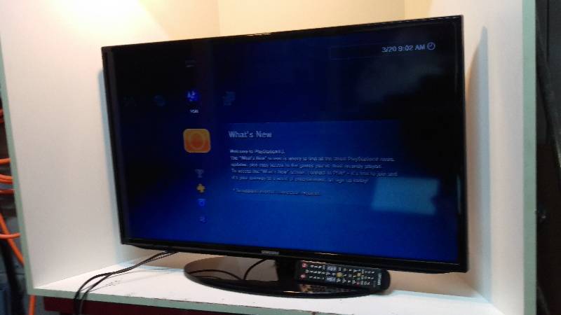 lot 999 image: Samsung 40 Smart Television