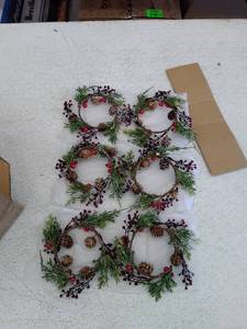 lot 22619 image: 6 Unmatched Holiday Candle Rings