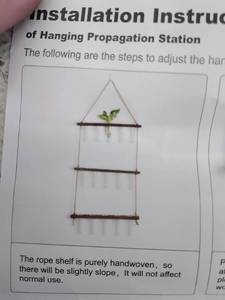 lot 22622 image: Unknown Brand Hanging Propagation Station