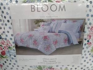 lot 22739 image: Sara Breeze Bloom Spring Comforter Set, FullQueen
