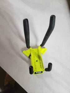 lot 2950 image: Ryobi Link Double Hook