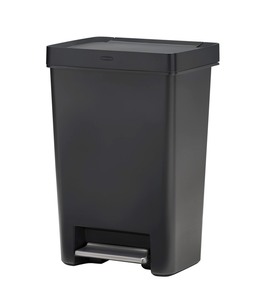 lot 1711 image: Rubbermaid Premier Series Step Trashcan 13Gal Charcoal