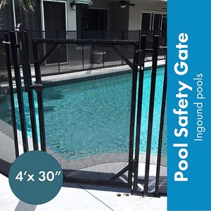 lot 1735 image: Pool Safety Gate 4ftHx30W- (Color Difference)