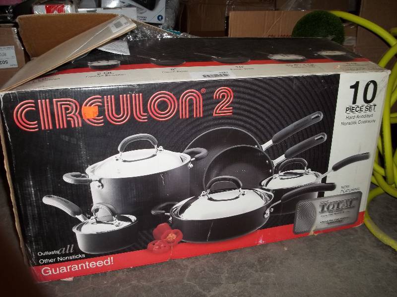 lot 2029 image: Circulon� Genesis Hard Anodized Nonstick 10-Piece Cookware Set