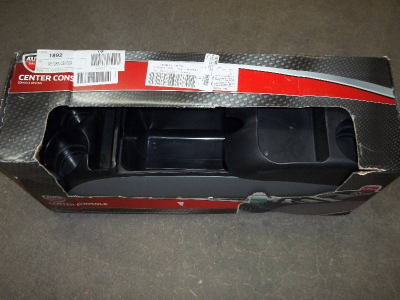 lot 2031 image: Auto drive center console