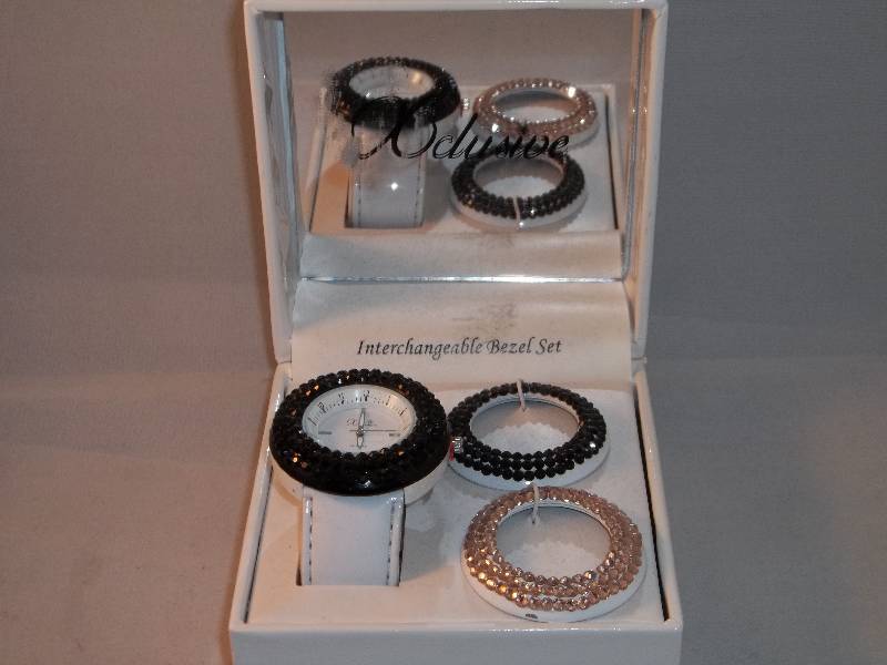 lot 2033 image: Xclusive watch set