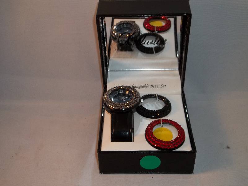 lot 2054 image: Xclusive watch set