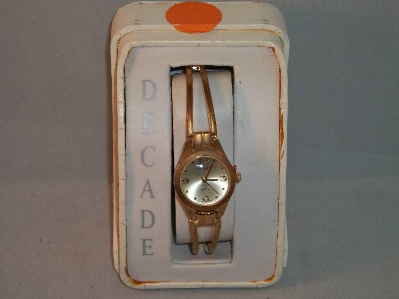 lot 2059 image: Decade watch