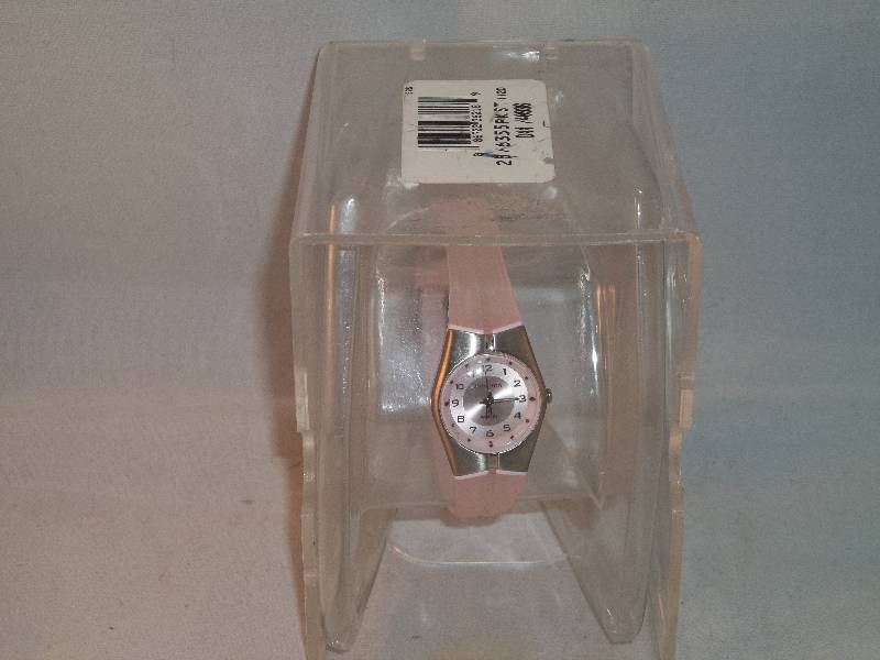lot 2074 image: Armitron watch