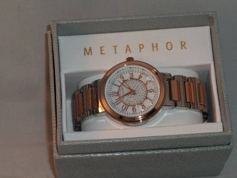 lot 2089 image: Metaphor watch