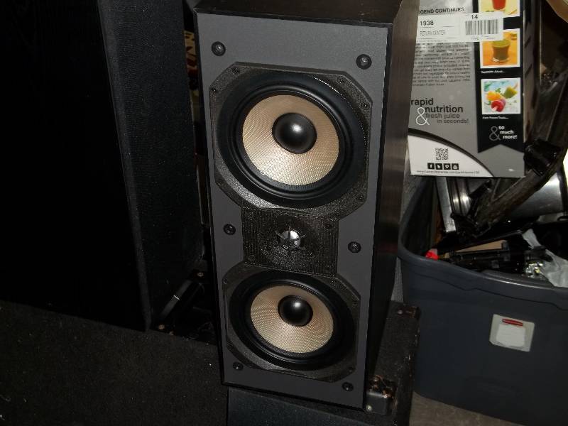 lot 2125 image: Paradigm CC 370 V2 Center Channel Speakers