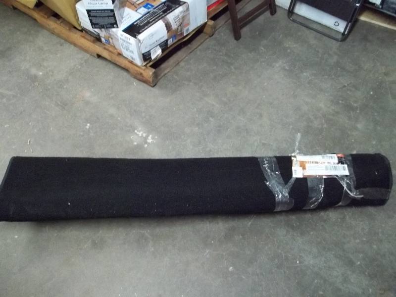 lot 2135 image: black throw rug