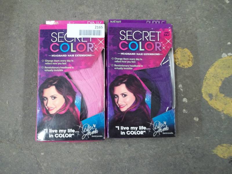 lot 2165 image: Secret Color Headband Hair Extensions