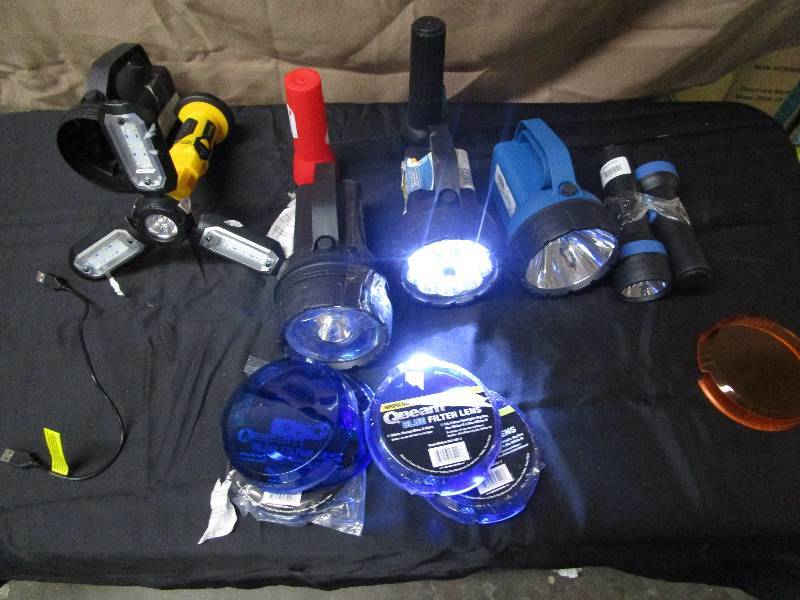 lot 2279 image: flashlight lot