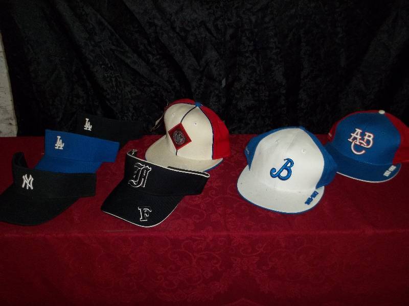 lot 2227 image: hat lot #1