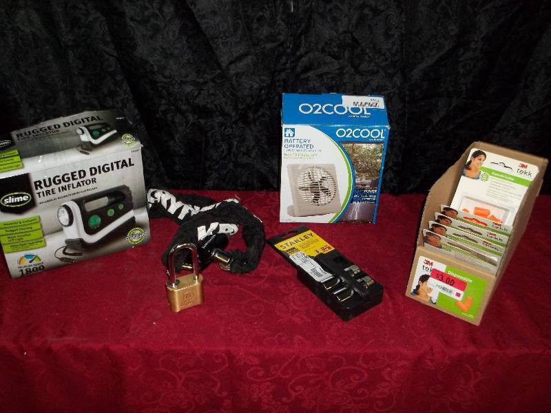 lot 2311 image: lot of random items