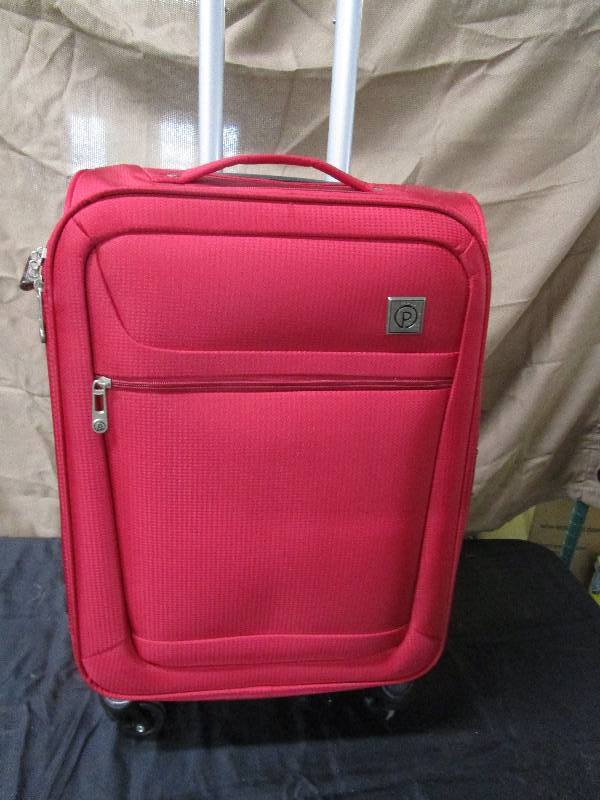 lot 2289 image: protege suitcase