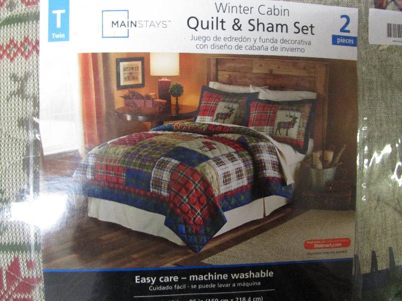 lot 2293 image: mainstay quilt and sham set