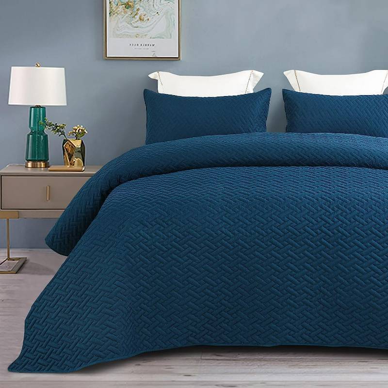lot 20650 image: Exclusivo Mezcla King Size Quilt Blue