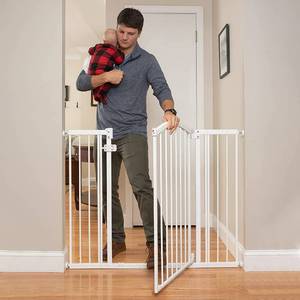 lot 40473 image: Summer Infant Extra Tall & Extra Wide Safety Gate, 29.5 - 53 Inch Wide & 38 Tall, for Doorways & Stairways, with Auto-Close & Hold-Open