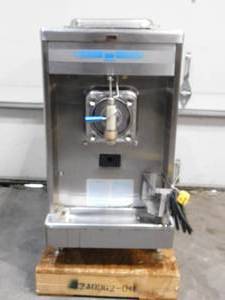 lot 10284 image: TAYLOR SLUSHY FROZEN BEVERAGE MACHINE