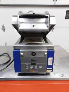 lot 10286 image: ELECTROLUX PANINI GRIDDLE
