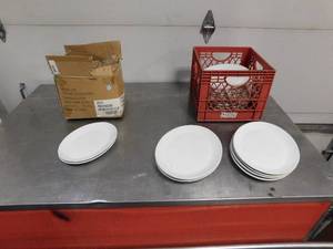 lot 10350 image: PLATTERS