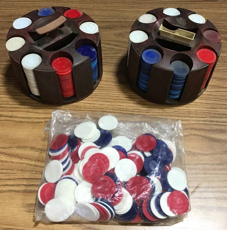 lot 3342 image: Huge Poker Chip Set with 2 Rotating Holders