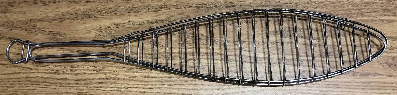 lot 3343 image: Fish Cooking Basket - Great for the Campfire