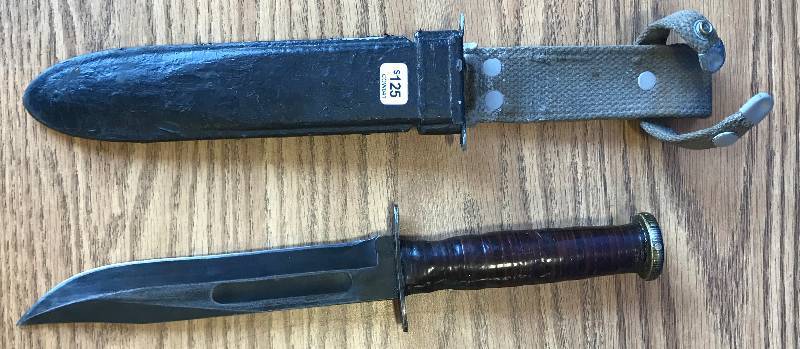 lot 3276 image: Knife with sheath approx 12-13