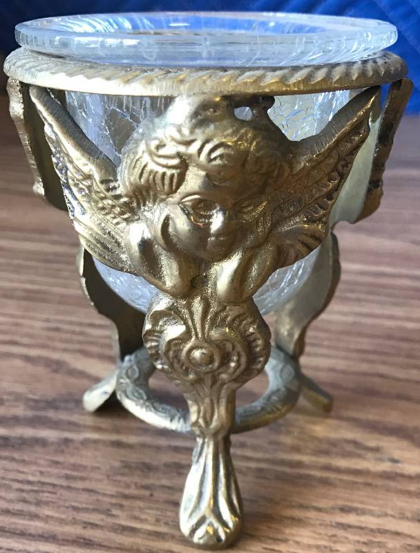 lot 3283 image: Decorative Metal Candle Holder with Cherub Angels and crackled glass Insert