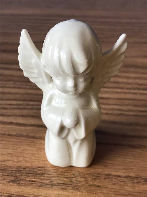 lot 3317 image: Precious Porcelain Angel
