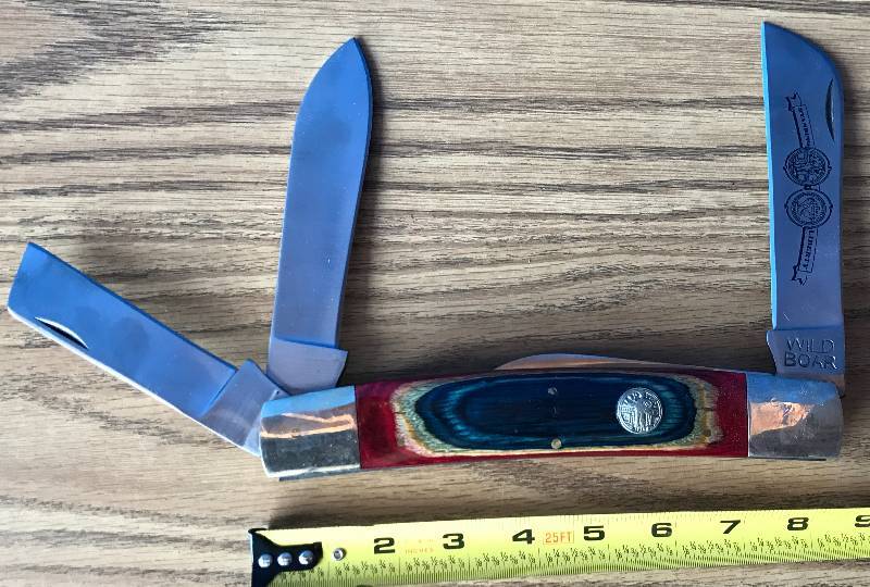 lot 3327 image: Standing Liberty Quarters Series BIG 4-blade Folding Knife.