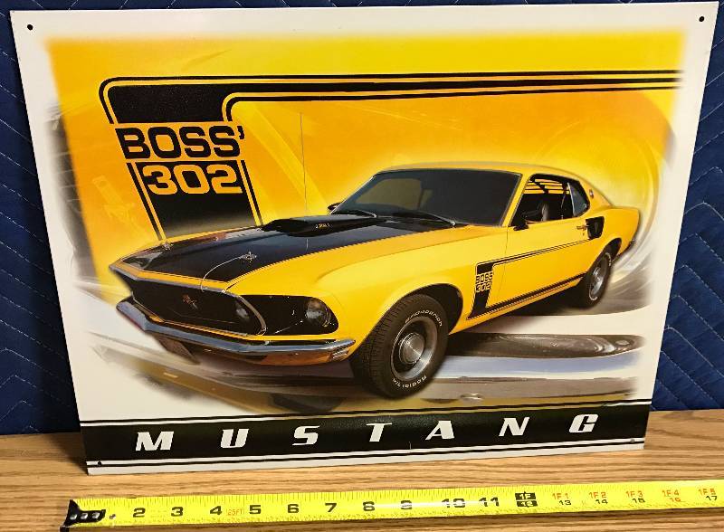 lot 3426 image: Nostalgic Metal - Ford Mustang - Boss 302 Sign