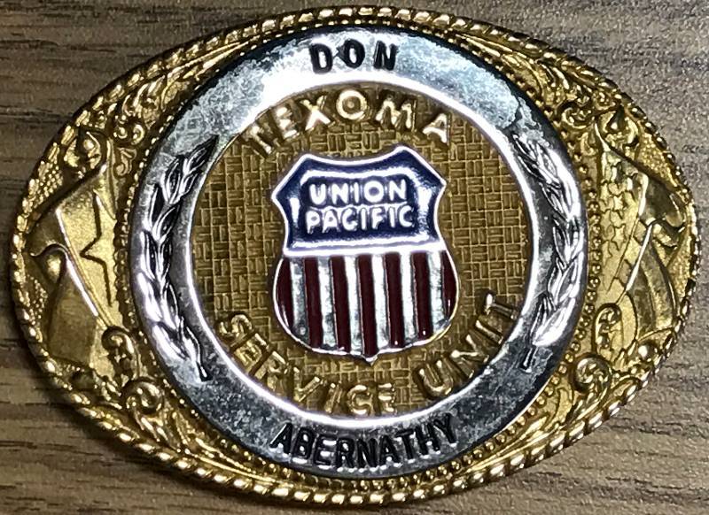lot 3445 image: Union Pacific Railroad Solid Brass Belt Buckle - Texoma Service Unit - Limited Edition #005