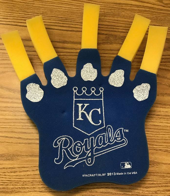 lot 3030 image: Kansas City KC Royals Foam Hand