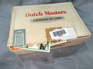 lot 27501 image: Cigar Box full of Opened Baseball Cards
