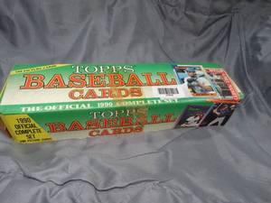 lot 27503 image: 1990 Topps Baseball Cards Box