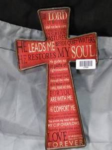 lot 27508 image: Cross Wall Decor