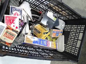 lot 27539 image: playing cards  lighting matches  timer splitter