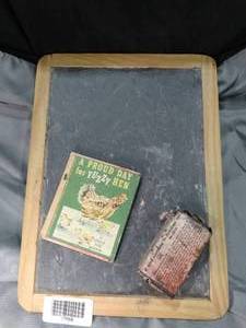 lot 27568 image: Small Collectibles  Mini Chaulk board  Etc