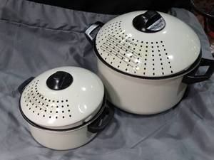 lot 27601 image: New Cookware