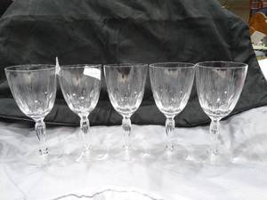lot 27607 image: Long Stem Quality Glasses