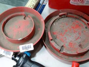 lot 27683 image: Animal Feeder Bases