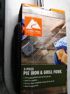 lot 27689 image: Ozark Trail Pie Iron and Grill Fork