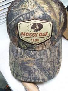lot 27691 image: Mossy Oak Ball Cap - New with Tags
